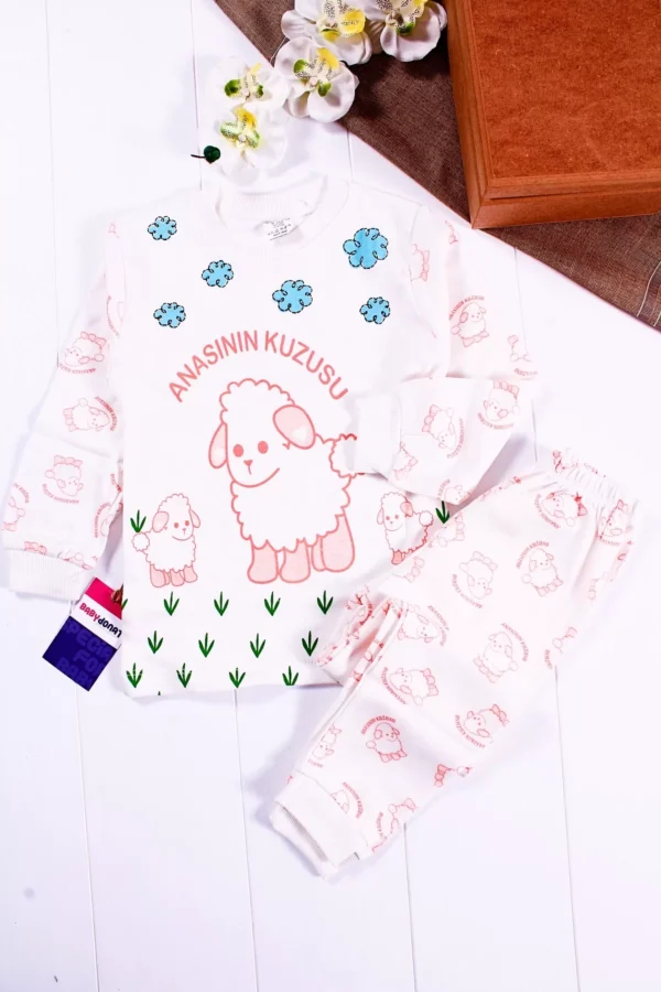 Anasının Kuzusu Yazılı Kız Çocuk Pijama Takımı
