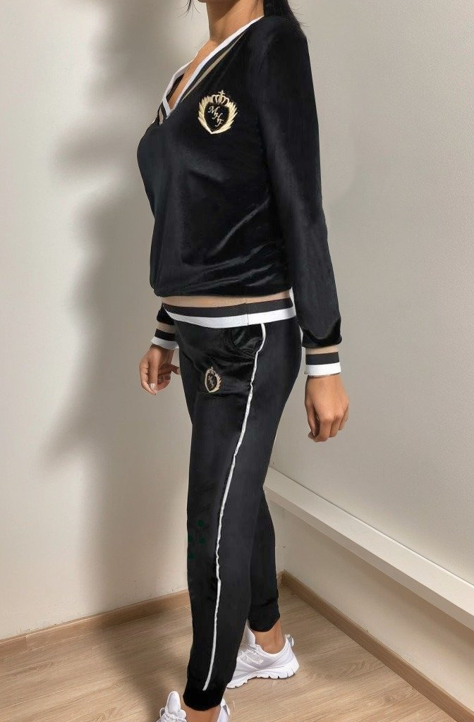 Kadın Uzun Kollu V Yaka Yakası Ve Kol Ağzı şerit Detay Armalı Kadife Takım - Görsel 5