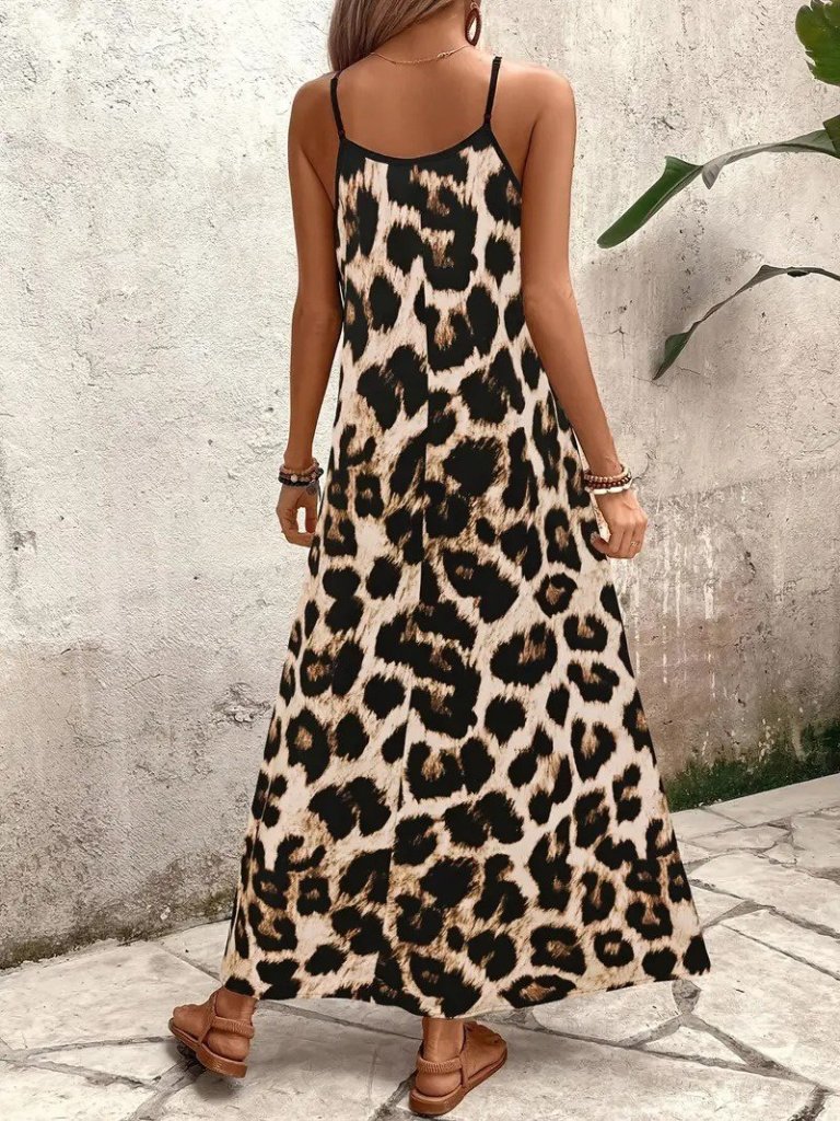 Kadın Ip Askılı Geniş V Yakalı Leopar Desenli Süprem Elbise - Görsel 5