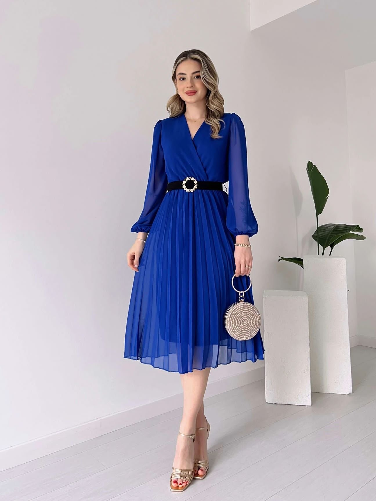 Kadın şifon Kumaş Astalı Kloş Kesim Kruvaze Yaka Midi Boy Elbise - Görsel 6