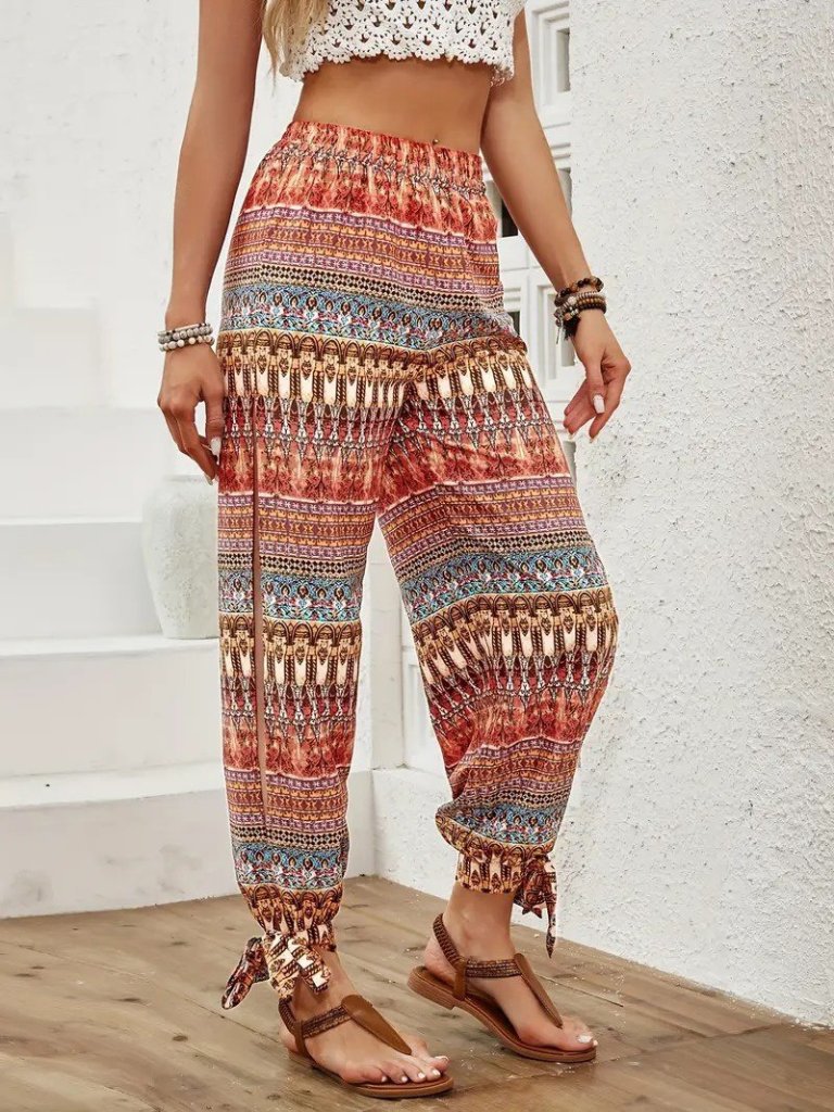 Kadın Yüksek Belli Yanlardan Yırtmaç Detaylı Desenli Bürümcük Pantolon - Görsel 2