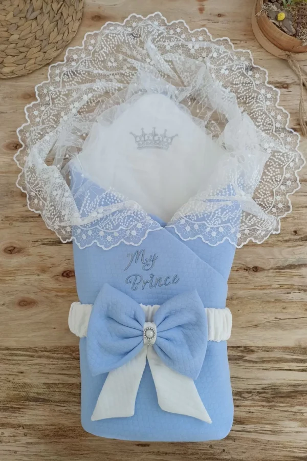 Bal Peteği My Prince Taç Nakışlı İnci Fiyonklu Dantel Duvaklı Delüks Kundak Bebek Battaniyesi Mavi