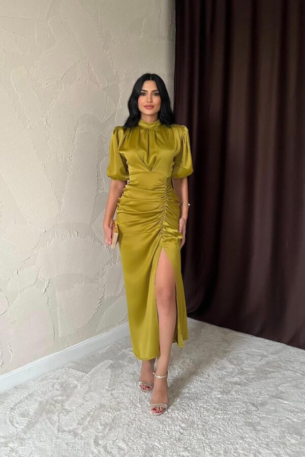 Pudra Büzgülü Saten Elbise