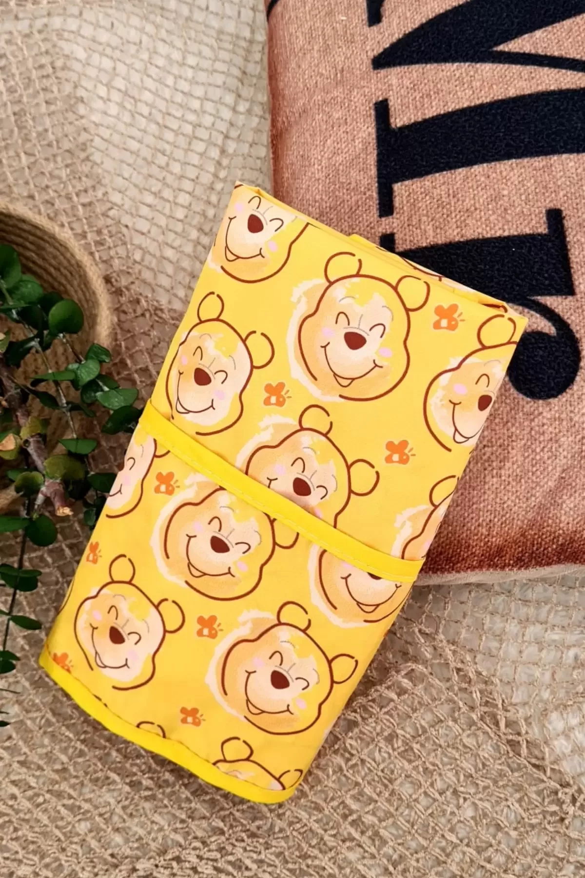 Bear Ve Rainbow Desenli 2'li Paket Sıvı Geçirmez Unisex Aktivite Ve Mama Önlüğü 6-24 Ay - Görsel 5