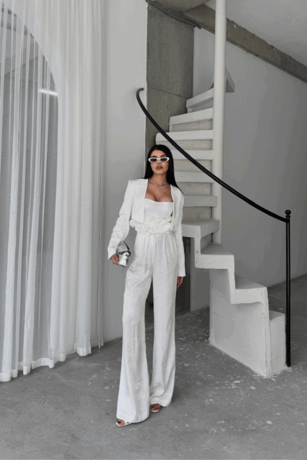 JAKARLI BLUZU TASARIM DETAYLI CEKET-PANTOLON-BLUZ 3 LÜ TAKIM - Beyaz