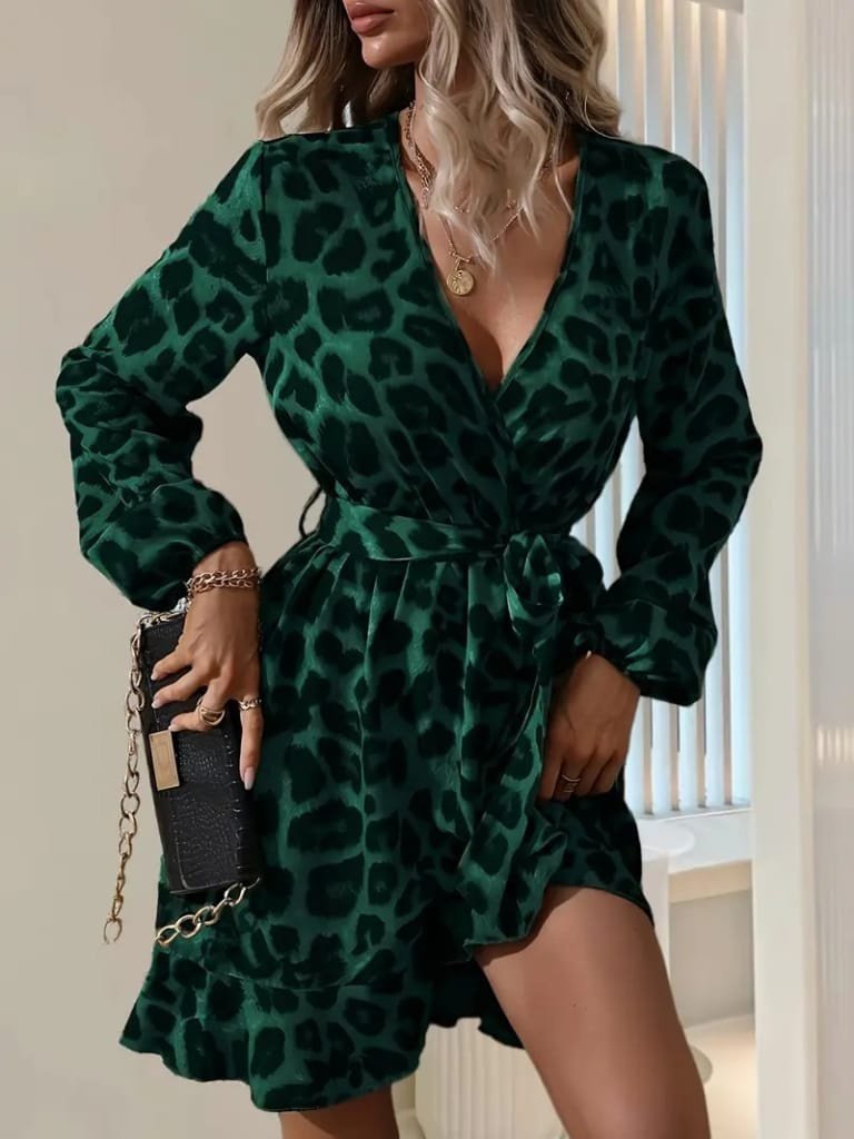 Kadın Uzun Kollu Kruvaze Yaka Beden Kuşaklı çapraz Kesim Detaylı Leopar Modal Mini Elbise - Görsel 8