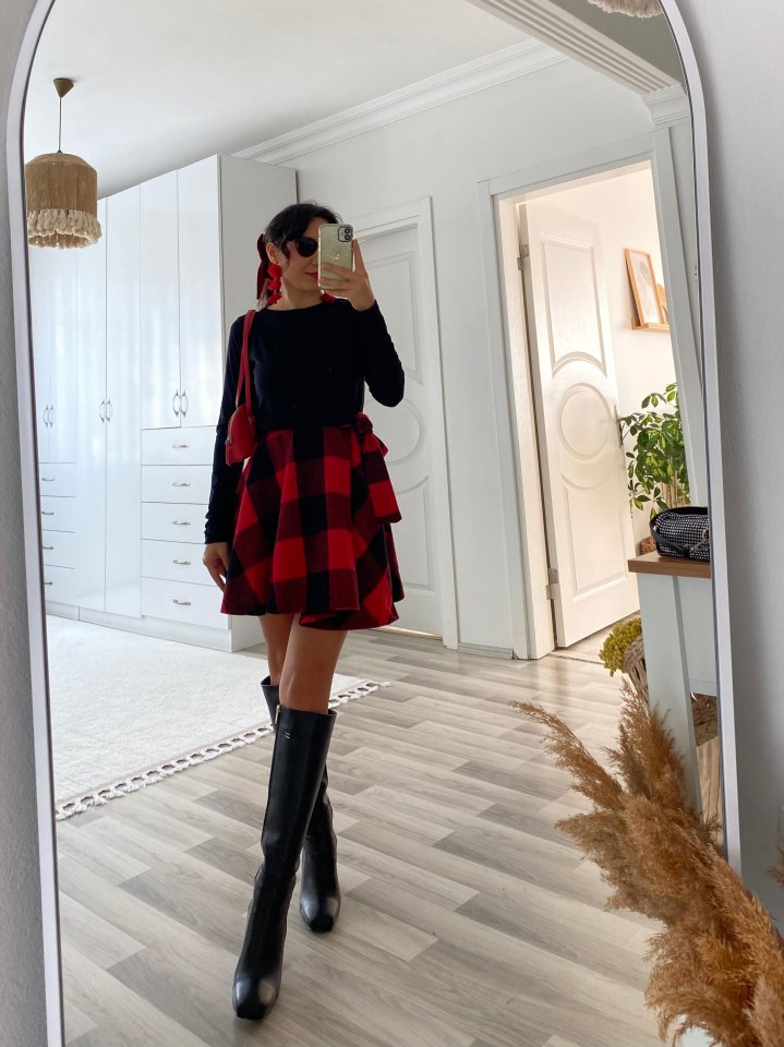 Kadın Uzun Kollu Bisiklet Yaka üst Viskon Alt Ekose Kısa Elbise - Görsel 6