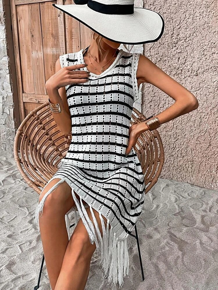 Kadın Kolsuz V Yaka Eteği Püsküllü çizgi Desen Triko Elbise - Görsel 5