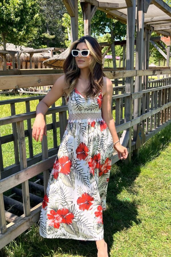 Kadın Ip Askılı V Yakalı Bel Güpür çiçek Desenli Yandan Yırtmaçlı Maksi Süprem Elbise