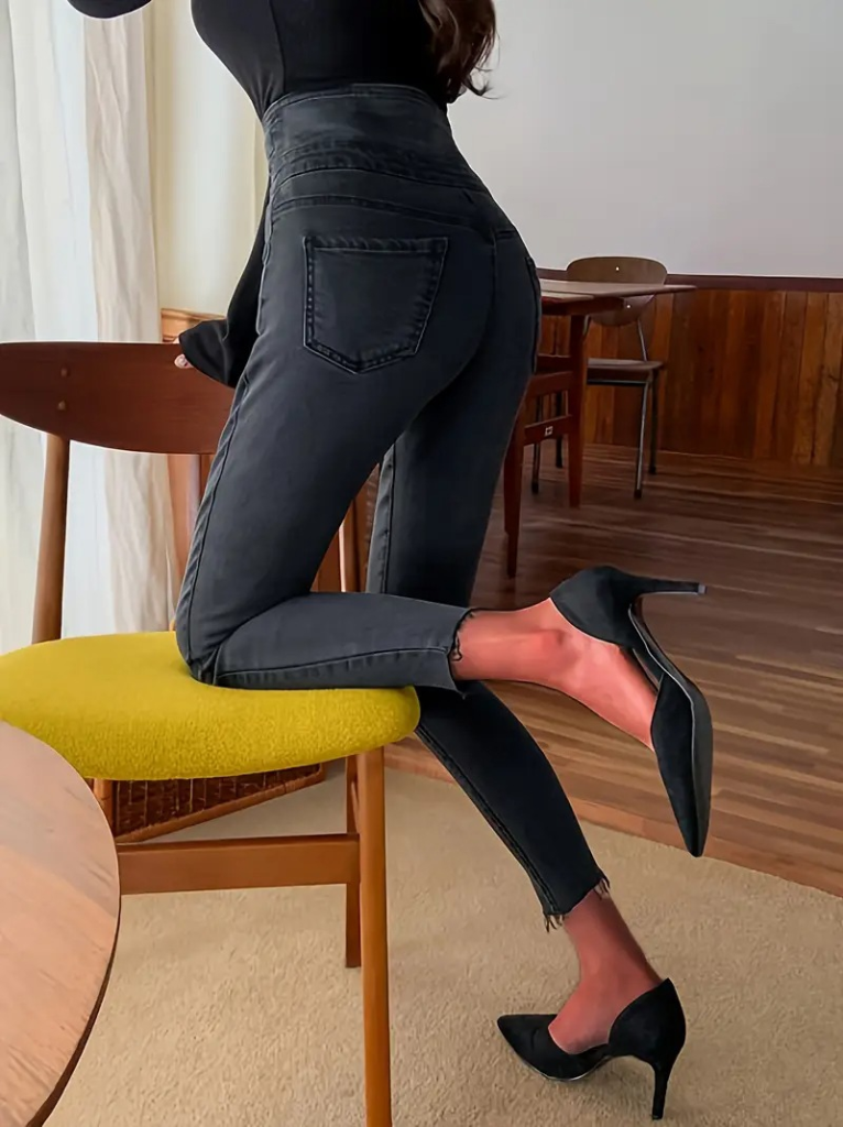 Kadın Yüksek Bel önden Düğmeli Cepli Kot Pantolon - Görsel 2