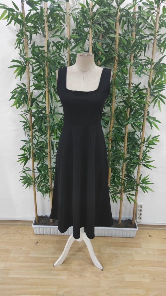 Kadın Askılı Kare Yakalı Midi Ithal Krep Elbise - Görsel 12