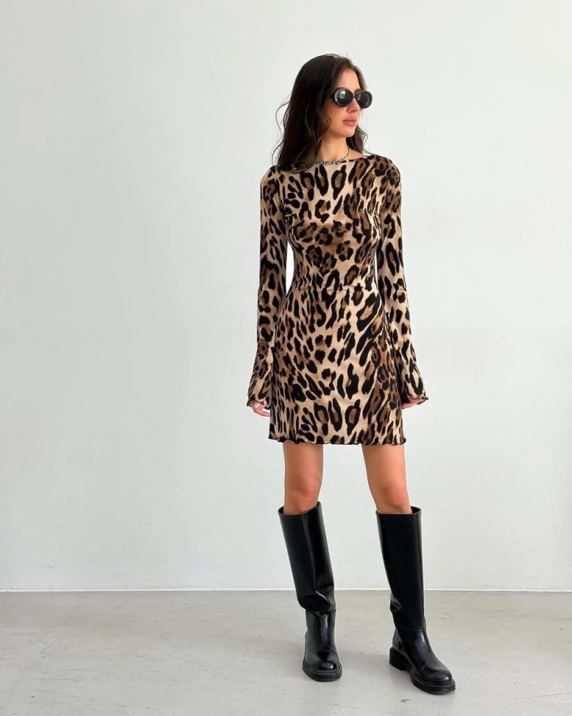 Kadın Uzun Kollu Sırtı Açık Bağlamalı Leopar Desenli Kısa Dalgıç Elbise - Görsel 2