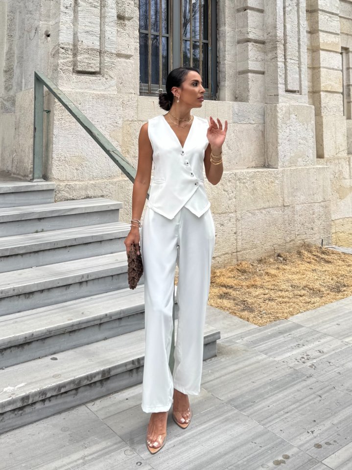 Kadın Sıfır Kollu çapraz V Yakalı önden Düğmeli Atlas Yelek Ve Pantolon Ikili Takım - Görsel 5