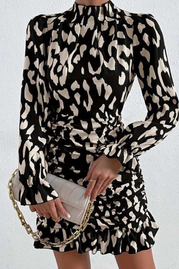 Kadın Uzun Kollu Balıkçı Yaka Yanlardan Büzgü Detaylı Kısa Dalgıç Elbise