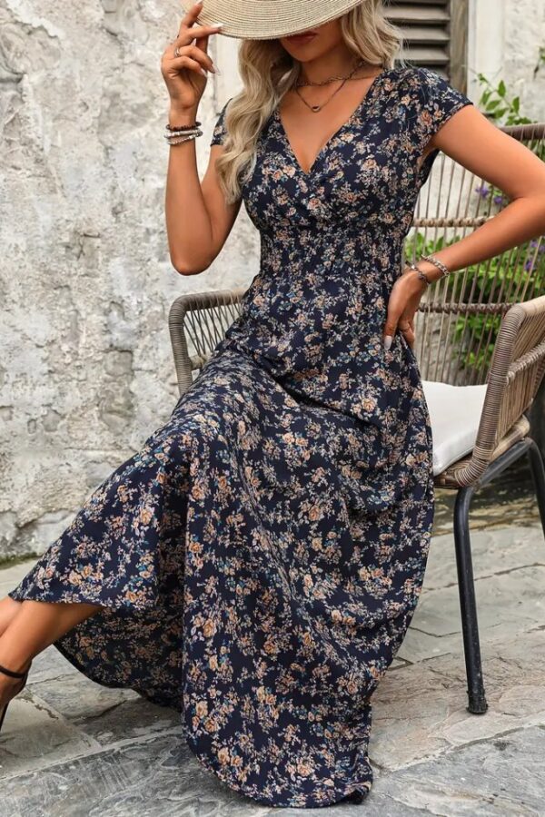 Kadın Kısa Kollu Kruvaze Yakalı çiçek Desenli Belden Lastikli Süprem Uzun Elbise