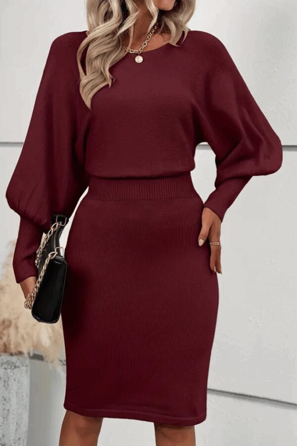 Kadın Uzun Yarasa Kollu Yakası Açık Belden Oturtmalı Kısa Triko Elbise