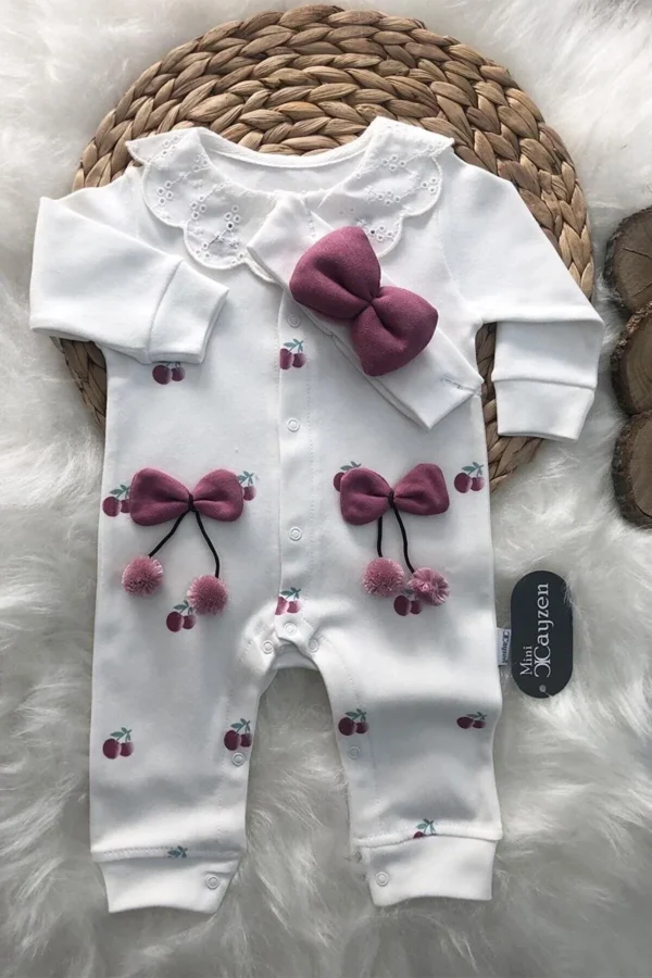 Çilek Nakışlı % 100 Pamuk Kız Bebek Tulumu
