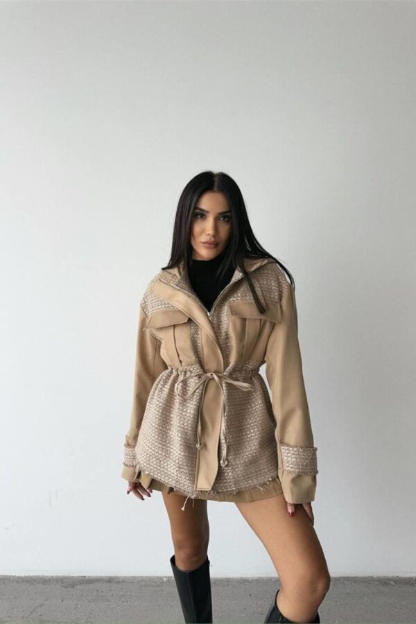 CHANEL -TRENCH  GARNİLİ KAPİŞONLU BELDEN BÜZGÜLÜ MONT - Bej