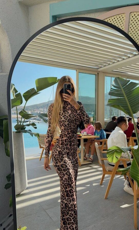 Kadın Leopar Desenli Sırt Dekoltelı Maxı Boy Elbise