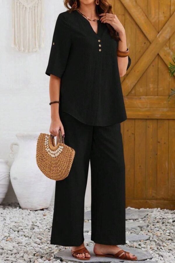 Kadın Kısa Kollu V Hakim Yaka Düğmeli Bürümcük Bluz Ve Pantolon Ikili Takım