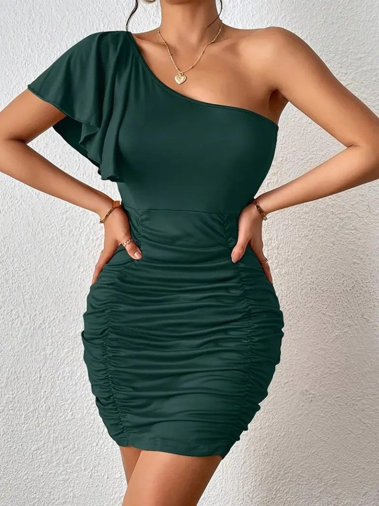 Kadın Tek Omuzu Açık Asimetrik Yaka Detaylı Büzgülü Sandy Elbise - Görsel 7