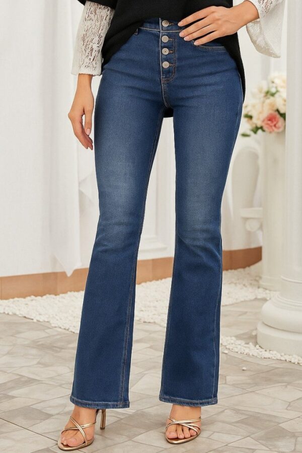 Kadın Yüksek Bel önden Düğmeli Cep Detay Ispanyol Paça Denim Pantolon