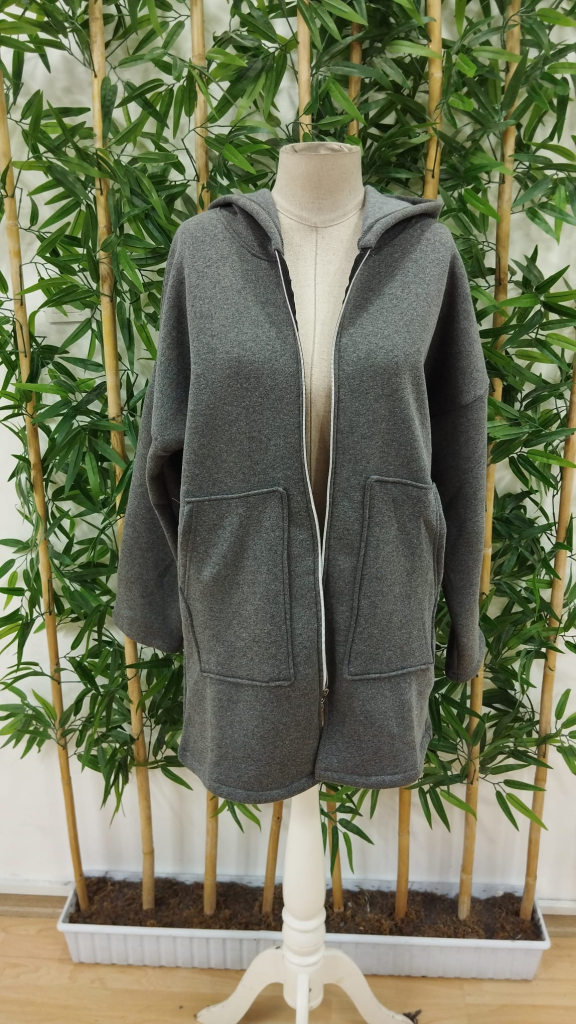 Kadın Uzun Kollu Kapşonlu Fermuar Detaylı Cepli Uzun üç Iplik Ceket - Görsel 4