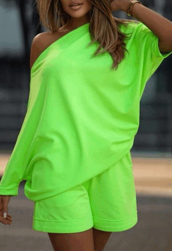 Kadın Kayık Yaka Salaş Iki Iplik Bluz Ve şort Ikili Takım