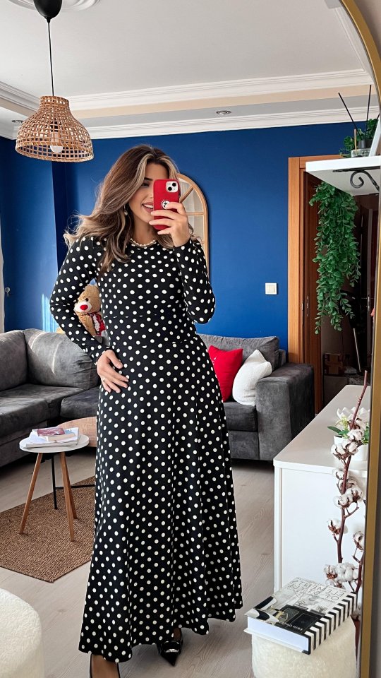 Kadın Krep Kumaş Uzun Kollu Tam Boy Puantiyeli Elbise 132 Cm - Görsel 2