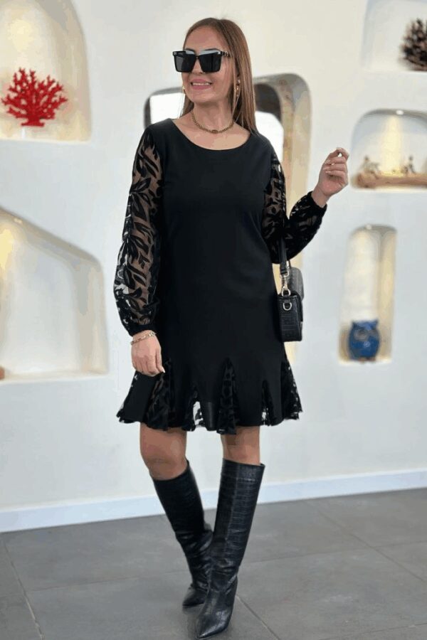 Kadın Uzun Kollu Yuvarlak Yaka Kol Ve Etek Ucu Dantelli Kısa Ithal Krep Elbise