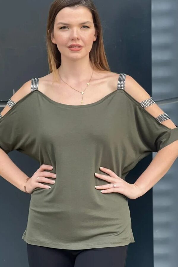 Kadın Viskon Kumaş Kolları Taş Detaylı Bluz