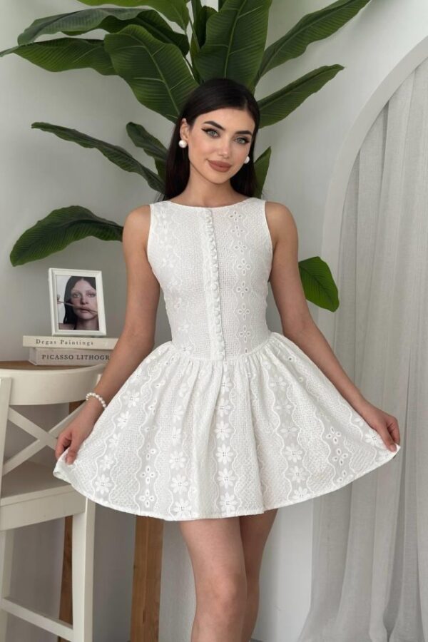 Yema Düğme Detaylı Elbise