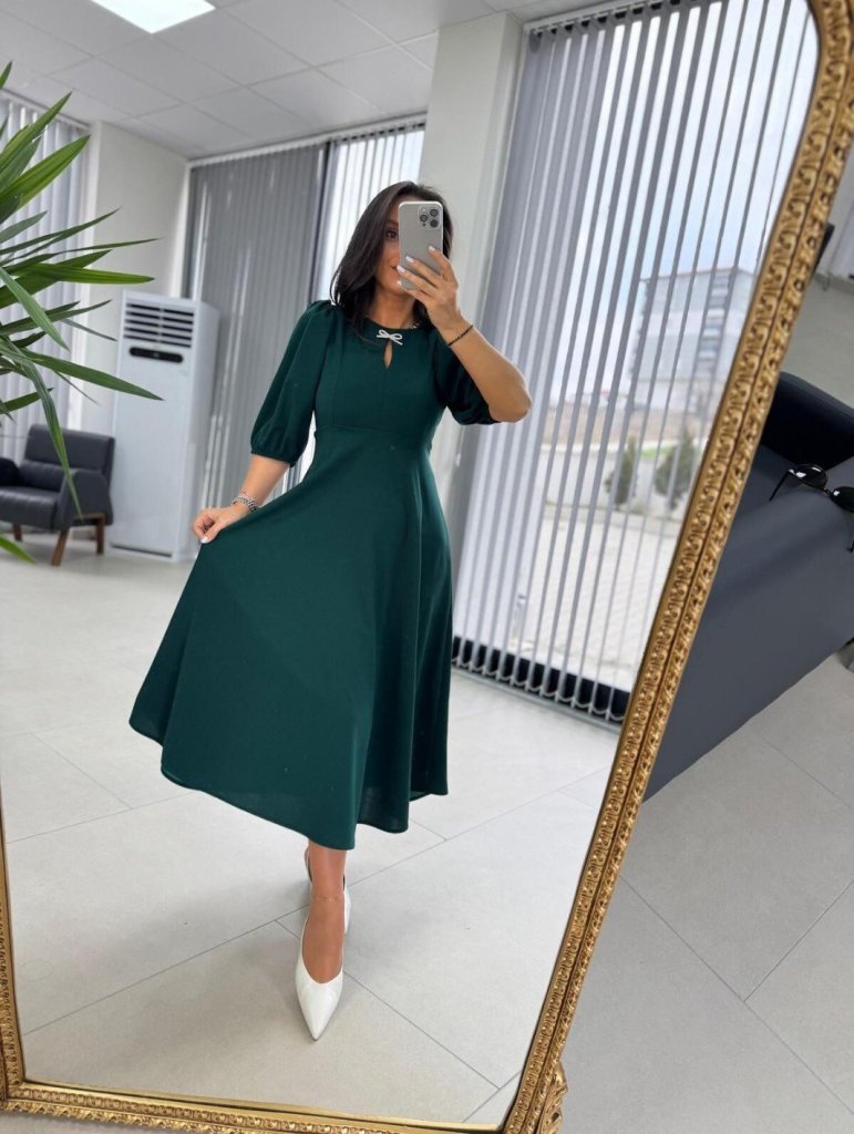 Kadın Kısa Kollu Bisiklet Yaka Fiyonk Broşlu Midi Janjan Krep Elbise - Görsel 9