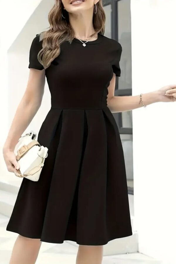 Kadın Kısa Kollu Bisiklet Yaka önden Pile Detaylı Janjan Krep Elbise