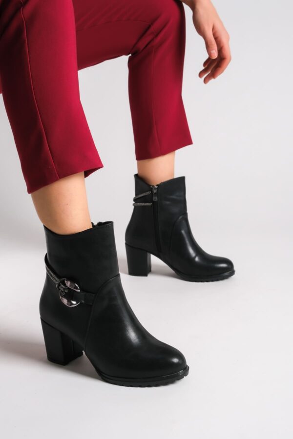 EDNA Fermuarlı Ortopedik Taban Taşlı Topuklu Kadın Bot CST - Siyah