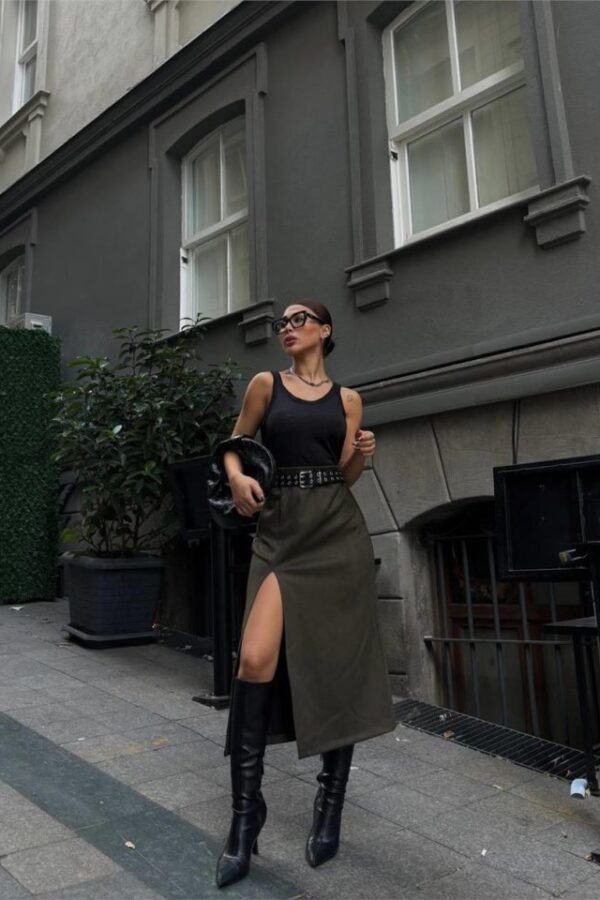 SÜET KALEM ETEK YIRTMAÇ DETAYLI - Siyah