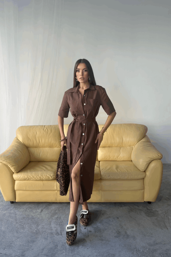 TENCEL ÖNDEN DÜĞMELİ KISA KOL ELBİSE - Kahverengi