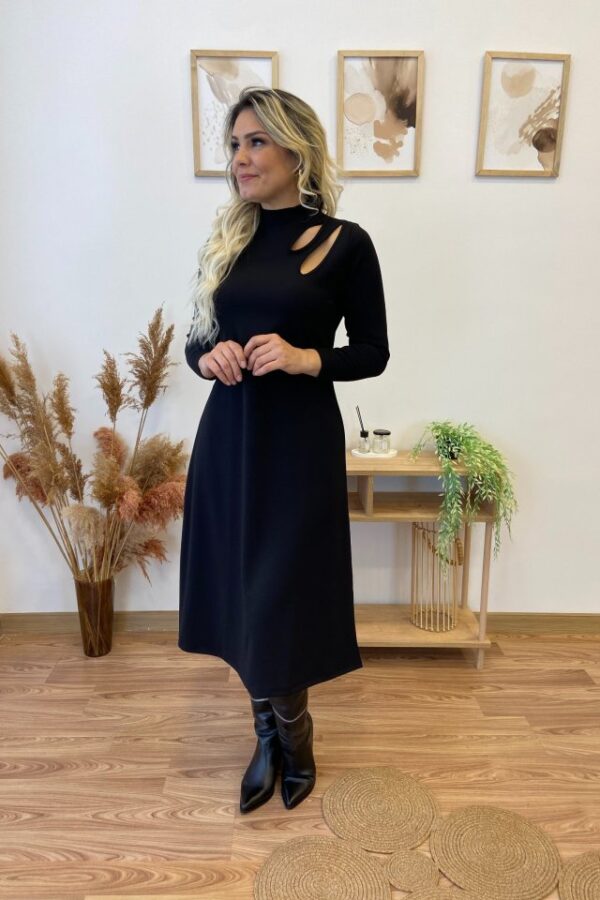 Kadın Uzun Kollu Balıkçı Yaka Omuzda Damla Detaylı Yırtmaçlı Krep Midi Elbise