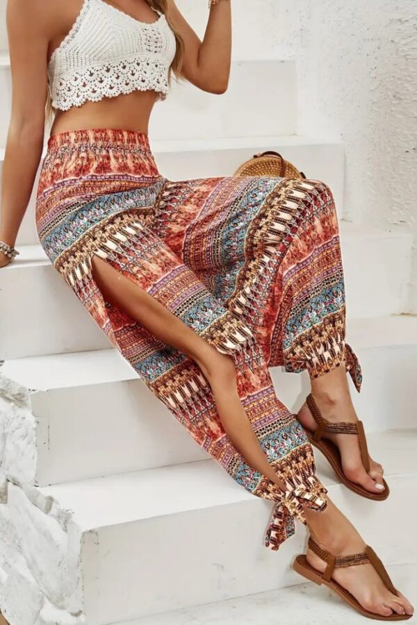 Kadın Yüksek Belli Yanlardan Yırtmaç Detaylı Desenli Bürümcük Pantolon