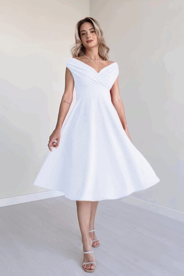 Kadın Kısa Kollu Kruvaze Yaka Eteği Volanlı Krep Elbise